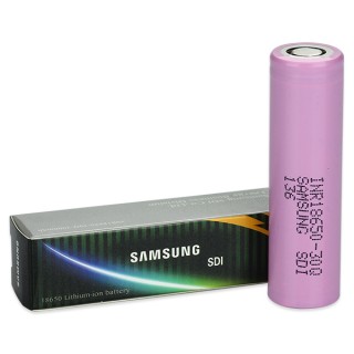 https://sirvapealot.ca/3367-thickbox/samsung-inr18650-25r-2500mah-high-drain-battery-30a.jpg